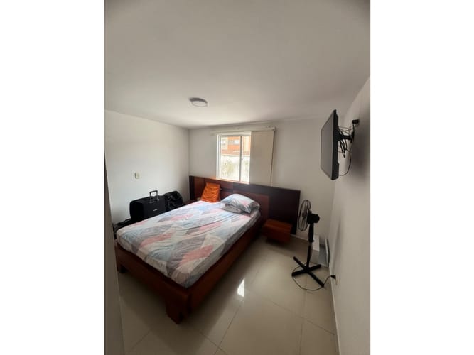 Apartamento de 3 alcobas en venta en Lorena, Medellín, 82 m² · foto 4 de 8