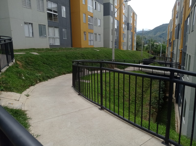 Apartamento de 2 alcobas en venta en San Antonio De Prado, Medellín, 48 m² · foto 11 de 14