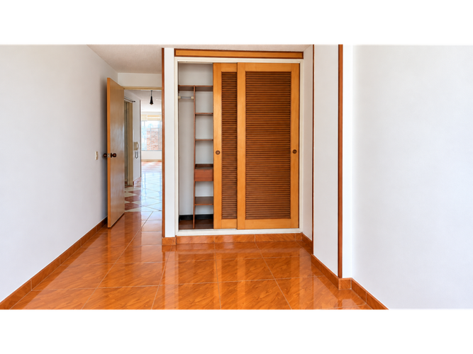 Apartamento de 3 alcobas en venta en Cundinamarca, Bogotá, 53 m² · foto 4 de 11