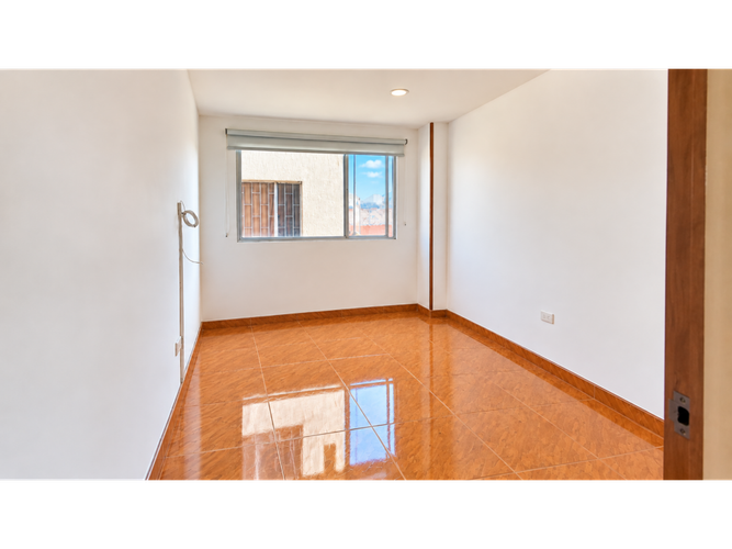 Apartamento de 3 alcobas en venta en Cundinamarca, Bogotá, 53 m² · foto 6 de 11