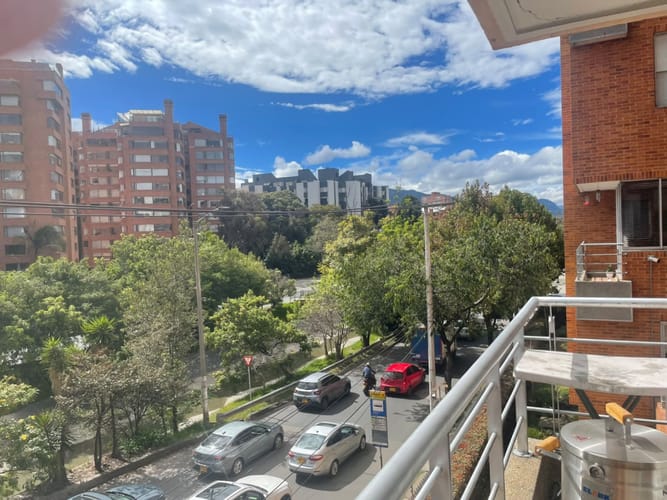 Apartamento de 3 alcobas en venta en La Calleja, Bogotá, 111 m² · foto 3 de 15