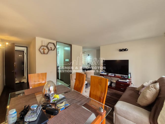 Apartamento de 3 alcobas en venta en Centro, Cajicá, 77 m² · foto 2 de 21