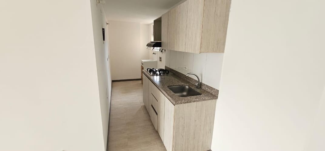 Apartamento de 3 alcobas en venta en Calle Larga, Sabaneta, 61 m² · foto 20 de 24