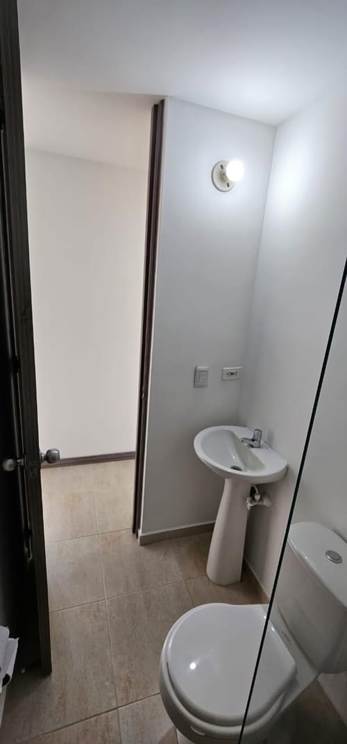 Apartamento de 3 alcobas en venta en Calle Larga, Sabaneta, 61 m² · foto 10 de 24