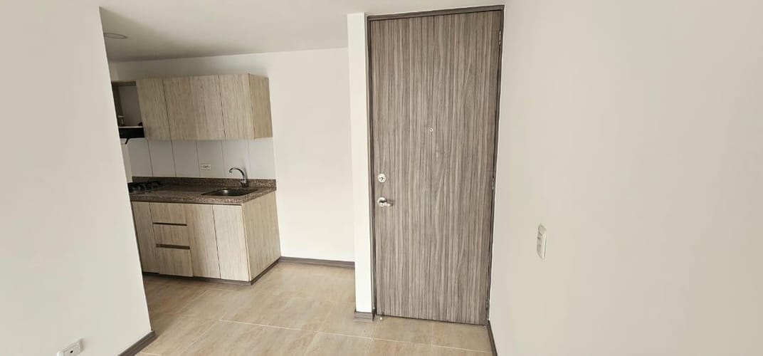 Apartamento de 3 alcobas en venta en Calle Larga, Sabaneta, 61 m² · foto 24 de 24
