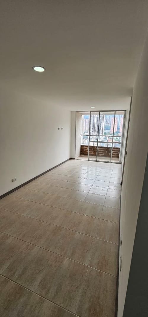 Apartamento de 3 alcobas en venta en Calle Larga, Sabaneta, 61 m² · foto 17 de 24