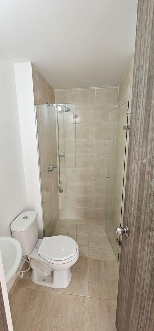 Apartamento de 3 alcobas en venta en Calle Larga, Sabaneta, 61 m² · foto 16 de 24