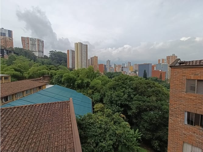 Apartaestudio en venta en El Carmelo Ii, Sabaneta, 44 m² · foto 2 de 19