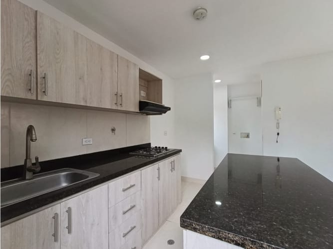 Apartaestudio en venta en El Carmelo Ii, Sabaneta, 44 m² · foto 5 de 19