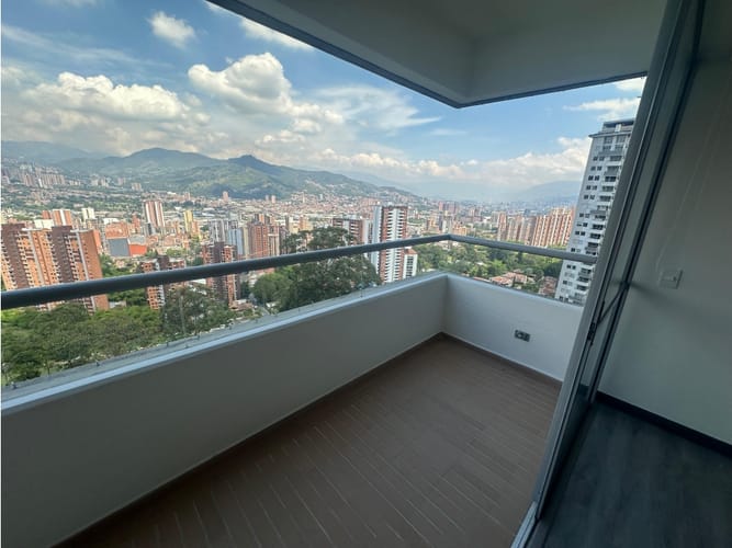 Apartamento de 3 alcobas en arriendo en Las Lomitas, Sabaneta, 80 m² · foto 9 de 21