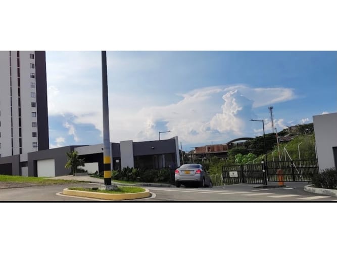 Apartamento de 2 alcobas en venta en Cerritos, Pereira, 55 m² · foto 4 de 22