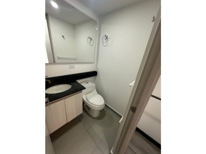 Apartamento de 3 alcobas en arriendo en Las Lomitas, Sabaneta, 80 m² · foto 17 de 21