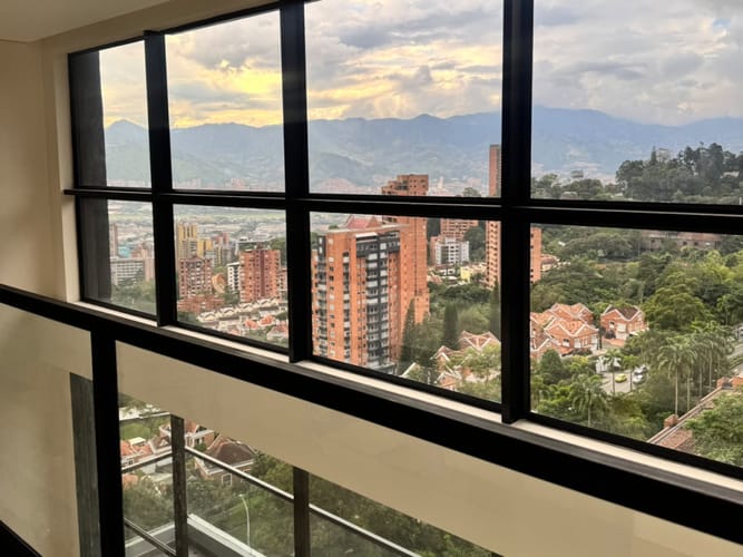 Apartamento de 3 alcobas en venta en Las Palmas, Medellín, 180 m² · foto 13 de 15