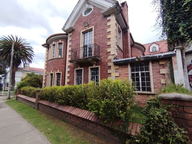 Casa de 13 alcobas en venta en Teusaquillo, Bogotá, 828 m² · foto 4 de 24