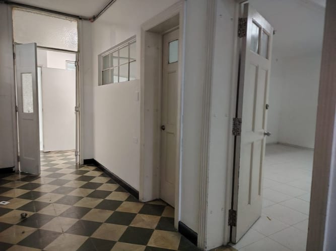 Casa de 13 alcobas en venta en Teusaquillo, Bogotá, 828 m² · foto 16 de 24