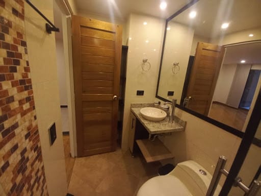 Apartamento de 2 alcobas en arriendo en Santa Barbara, Bogotá, 100 m² · foto 10 de 20