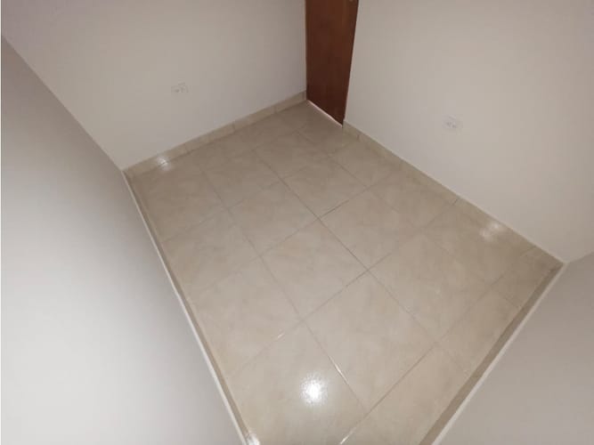 Apartamento de 2 alcobas en arriendo en Miraflores, Medellín, 40 m² · foto 9 de 16
