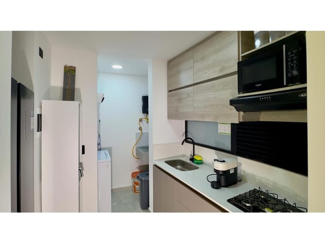 Apartamento de 2 alcobas en venta en Urbanizacion Remansos De San Lucas, Medellín, 65 m² · foto 12 de 24