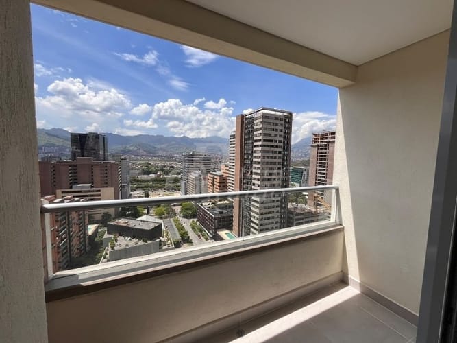 Apartaestudio en arriendo en Ciudad Del Río, Medellín, 40 m² · foto 9 de 11