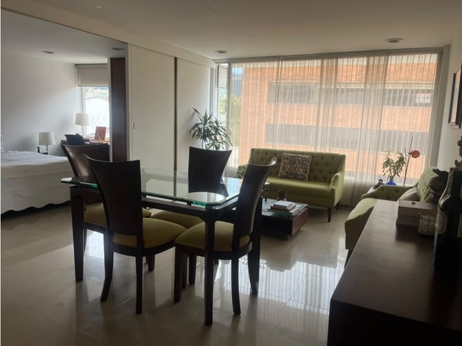 Apartamento de 2 alcobas en venta en Santa Barbara, Bogotá, 82 m² · foto 3 de 9