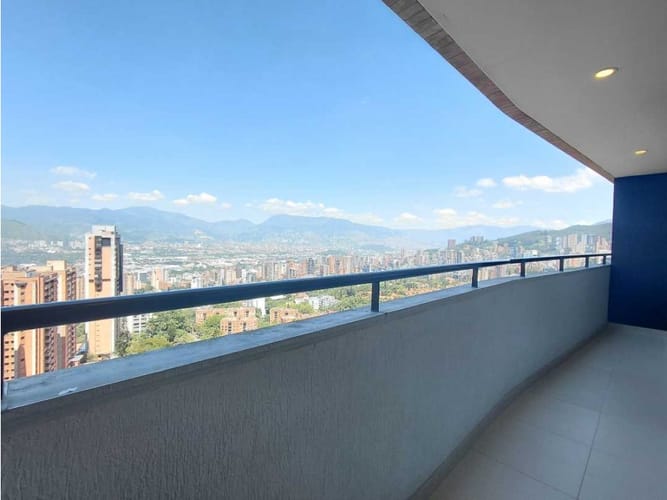 Apartaestudio en arriendo en Los Naranjos, Medellín, 64 m² · foto 8 de 20
