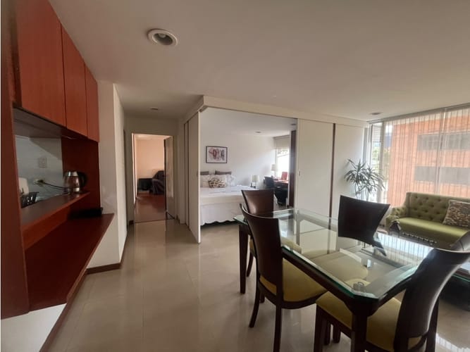 Apartamento de 2 alcobas en arriendo en Santa Barbara, Bogotá, 82 m² · foto 4 de 9