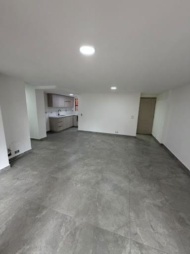Apartamento de 3 alcobas en arriendo en Loma Del Escobero, Envigado, 98 m² · foto 12 de 12