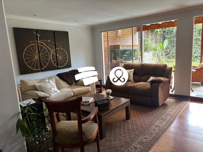 Casa de 3 alcobas en venta en Urbanizacion Remansos De San Lucas, Medellín, 198 m² · foto 2 de 24