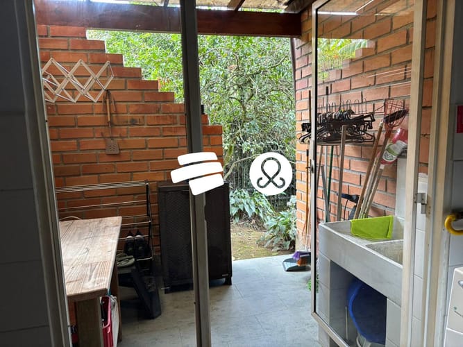 Casa de 3 alcobas en venta en Urbanizacion Remansos De San Lucas, Medellín, 198 m² · foto 6 de 24