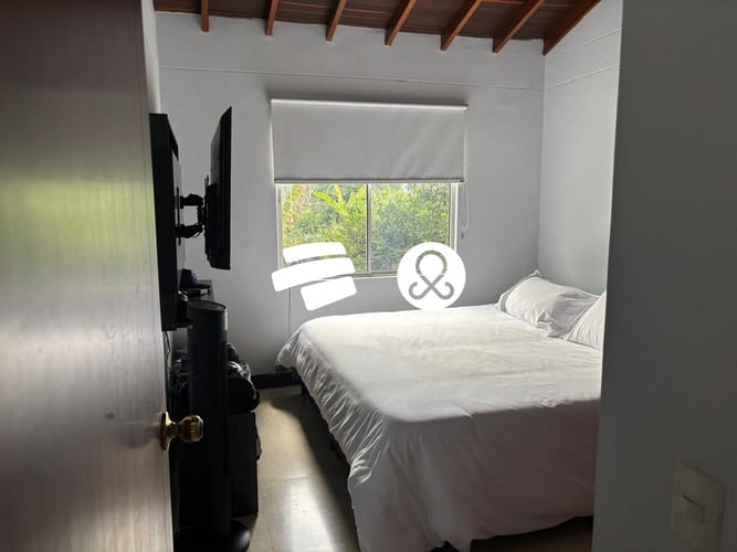 Casa de 3 alcobas en venta en Urbanizacion Remansos De San Lucas, Medellín, 198 m² · foto 15 de 24