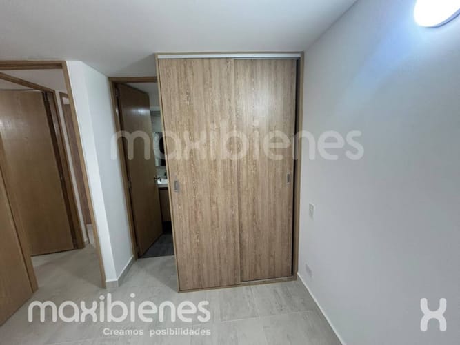 Apartamento de 3 alcobas en arriendo en La Gabriela, Bello, 53 m² · foto 4 de 21