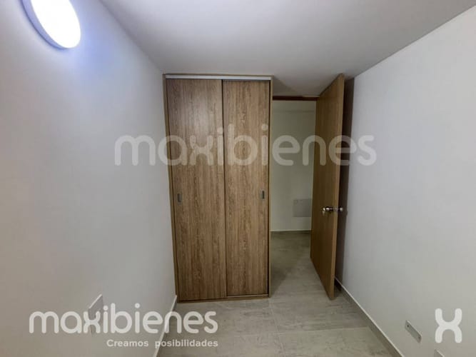 Apartamento de 3 alcobas en arriendo en La Gabriela, Bello, 53 m² · foto 12 de 21
