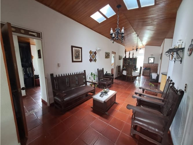 Casa de 3 alcobas en venta en Barcelona, Villavicencio, 170 m² · foto 5 de 21