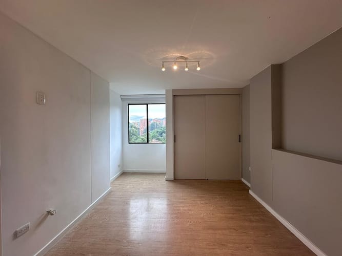 Apartamento de 3 alcobas en arriendo en El Poblado, Medellín, 85 m² · foto 9 de 18