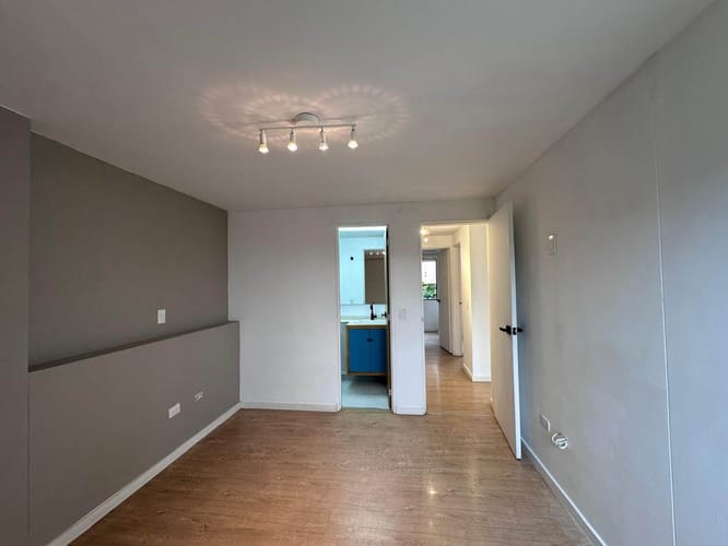 Apartamento de 3 alcobas en arriendo en El Poblado, Medellín, 85 m² · foto 10 de 18