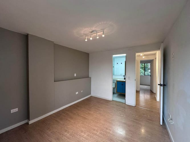 Apartamento de 3 alcobas en arriendo en El Poblado, Medellín, 85 m² · foto 11 de 18