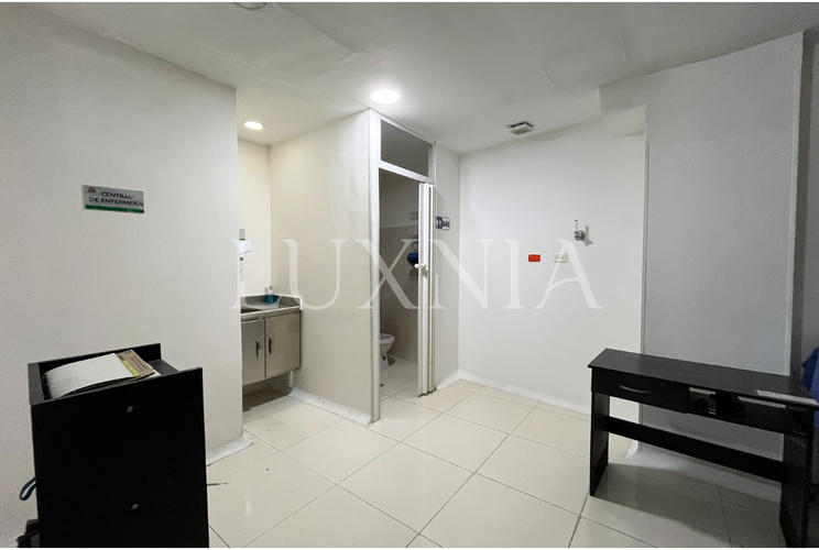 Casa de 10 alcobas en venta en La Magdalena, Bogotá, 600 m² · foto 12 de 14