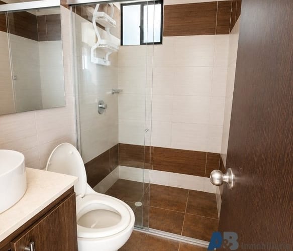 Apartamento de 3 alcobas en venta en Suramérica, Itagüí, 68 m² · foto 9 de 9
