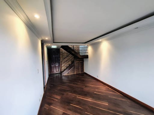 Apartamento de 4 alcobas en venta en Verbenal San Antonio, Bogotá, 100 m² · foto 8 de 24