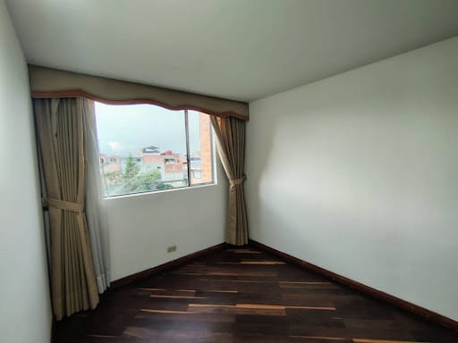 Apartamento de 4 alcobas en venta en Verbenal San Antonio, Bogotá, 100 m² · foto 18 de 24