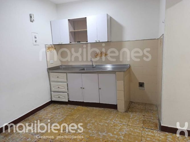 Casa de 3 alcobas en arriendo en Santa Mónica, Medellín, 98 m² · foto 2 de 14