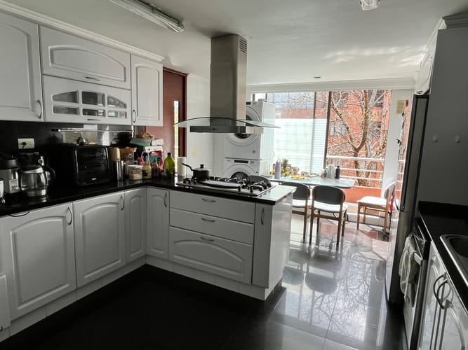 Apartamento de 3 alcobas en venta en La Calleja, Bogotá, 227 m² · foto 5 de 24