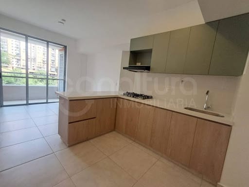 Apartamento de 3 alcobas en arriendo en Ciudadela Monteazul, Sabaneta, 65 m² · foto 2 de 13