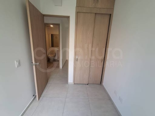 Apartamento de 3 alcobas en arriendo en Ciudadela Monteazul, Sabaneta, 65 m² · foto 9 de 13