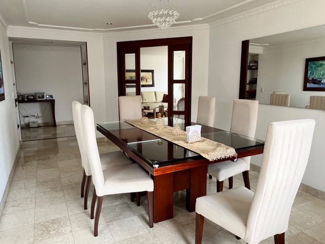 Apartamento de 3 alcobas en venta en La Calleja, Bogotá, 227 m² · foto 11 de 24