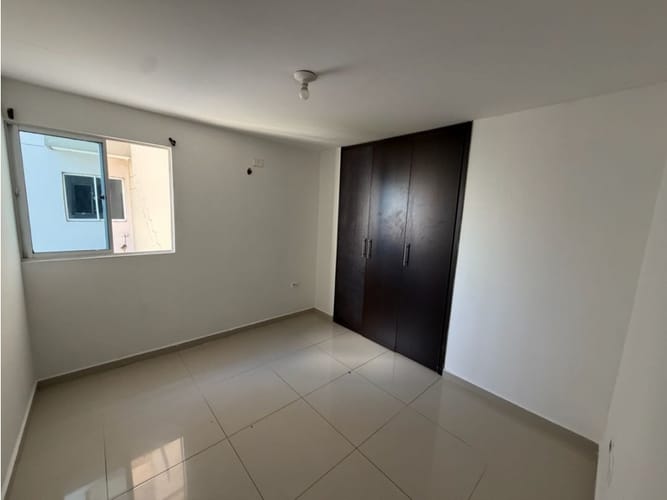 Apartamento de 3 alcobas en arriendo en Ciudad Jardin, Barranquilla, 86 m² · foto 8 de 14