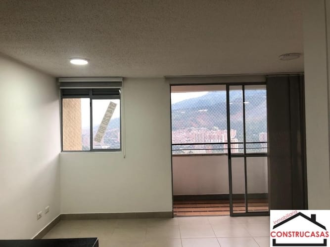 Apartamento de 3 alcobas en arriendo en Amazonia, Bello, 60 m² · foto 2 de 24