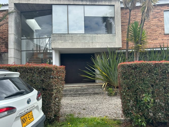 Casa de 5 alcobas en venta en Lagos De Torca, Bogotá, 350 m² · foto 2 de 24
