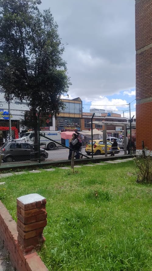 Apartamento de 3 alcobas en venta en Kennedy Central, Bogotá, 60 m² · foto 17 de 24