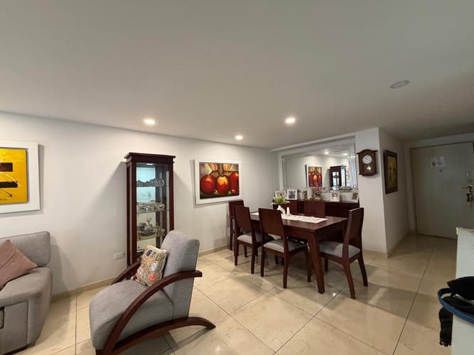 Apartamento de 4 alcobas en venta en Santa Monica, Cali, 175 m² · foto 3 de 13